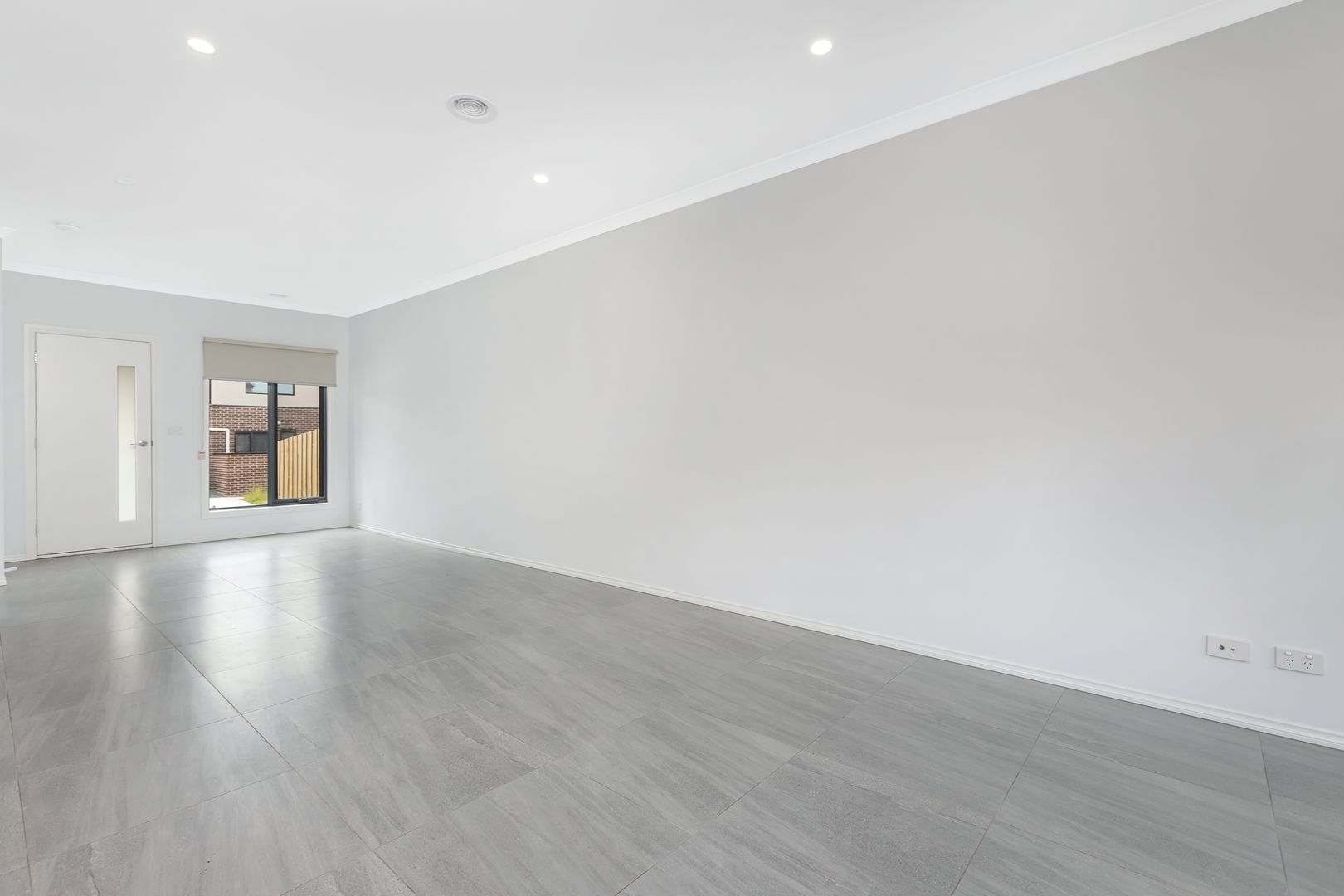 2B Magnolia Grove, Doveton VIC 3177, Image 1