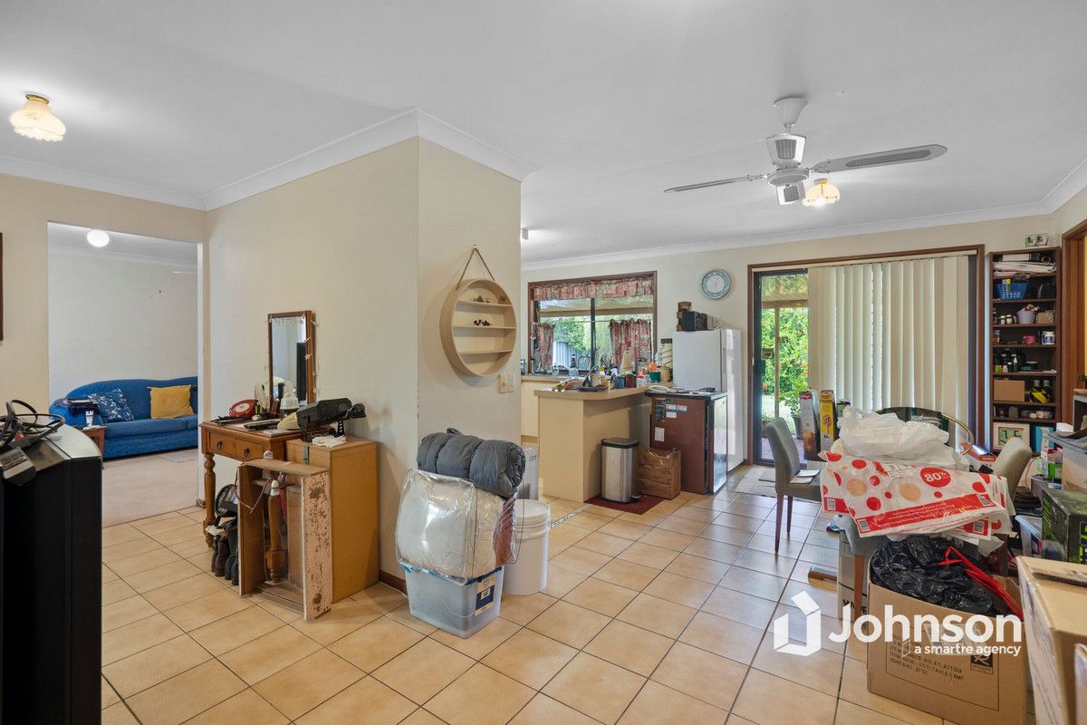 131 Flinders Crescent, Boronia Heights QLD 4124, Image 2