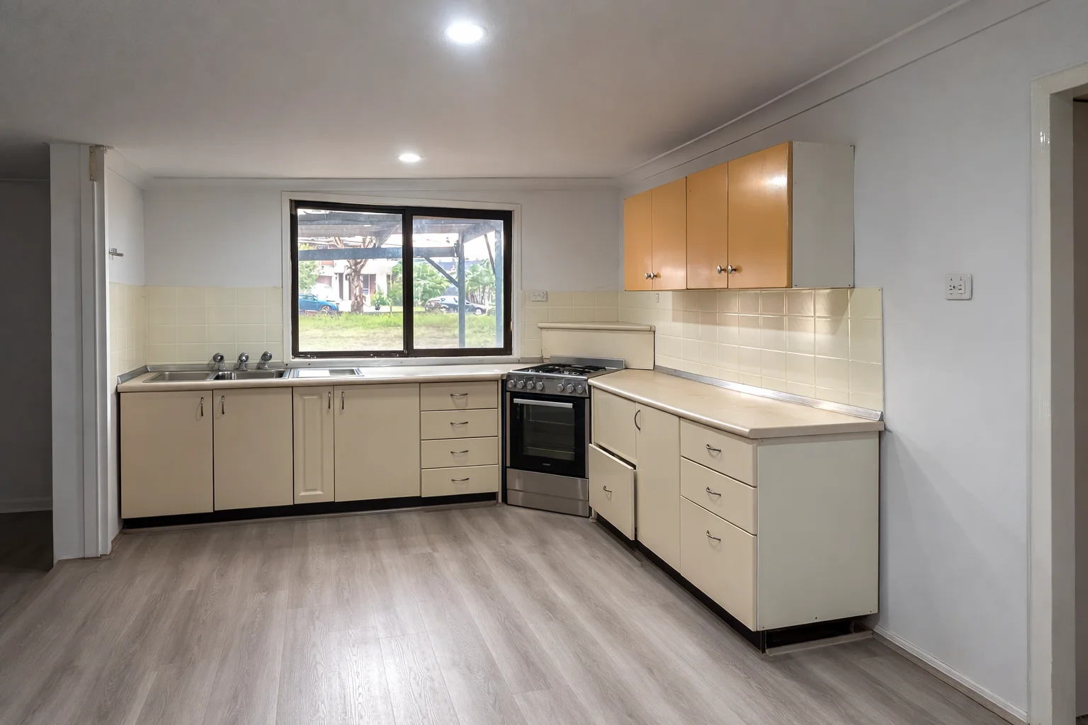 Additional image 6 of 27 Voysey Close, Quakers Hill NSW 2763