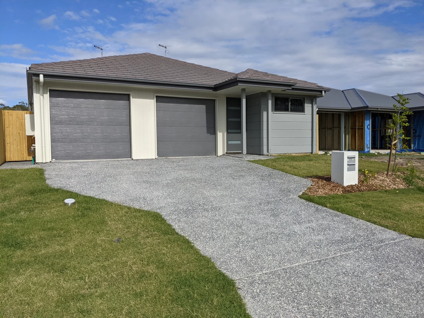 1/36 Farmer Place, Park Ridge QLD 4125