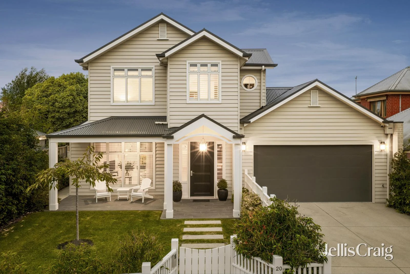 20 Lake Street, Lake Wendouree VIC 3350