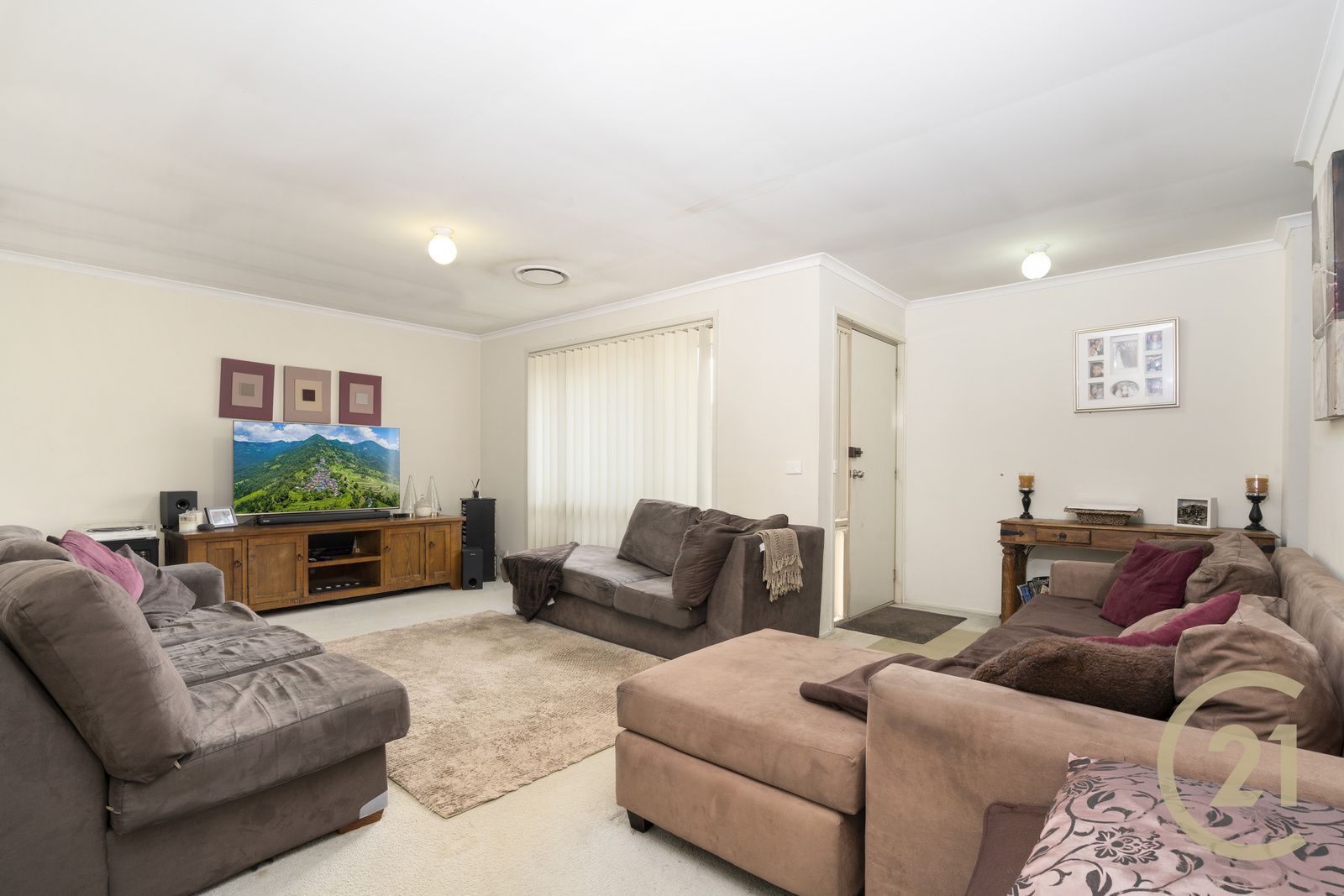 6 Brayton Close, Prestons NSW 2170, Image 1