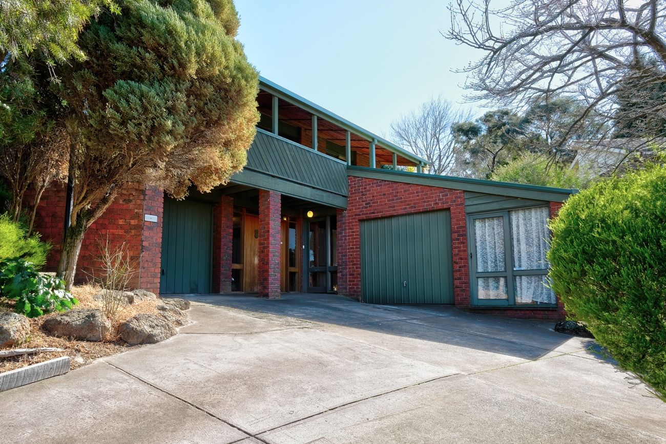 39 Marykirk Drive, Wheelers Hill VIC 3150