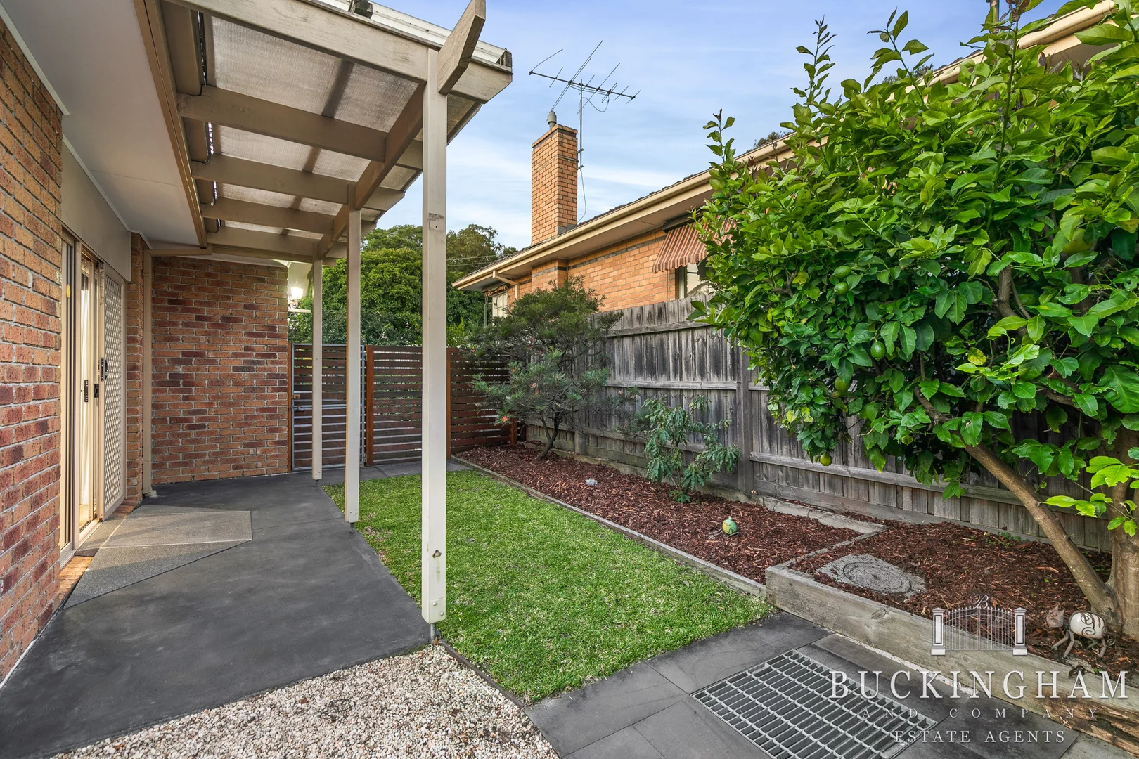 Additional image 11 of 2/64 Rattray Road, Montmorency VIC 3094