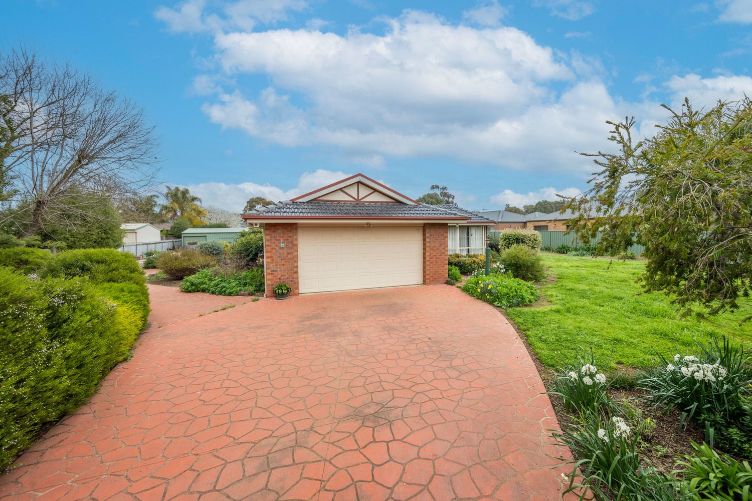 75 Golf Drive, Shepparton VIC 3630, Image 1