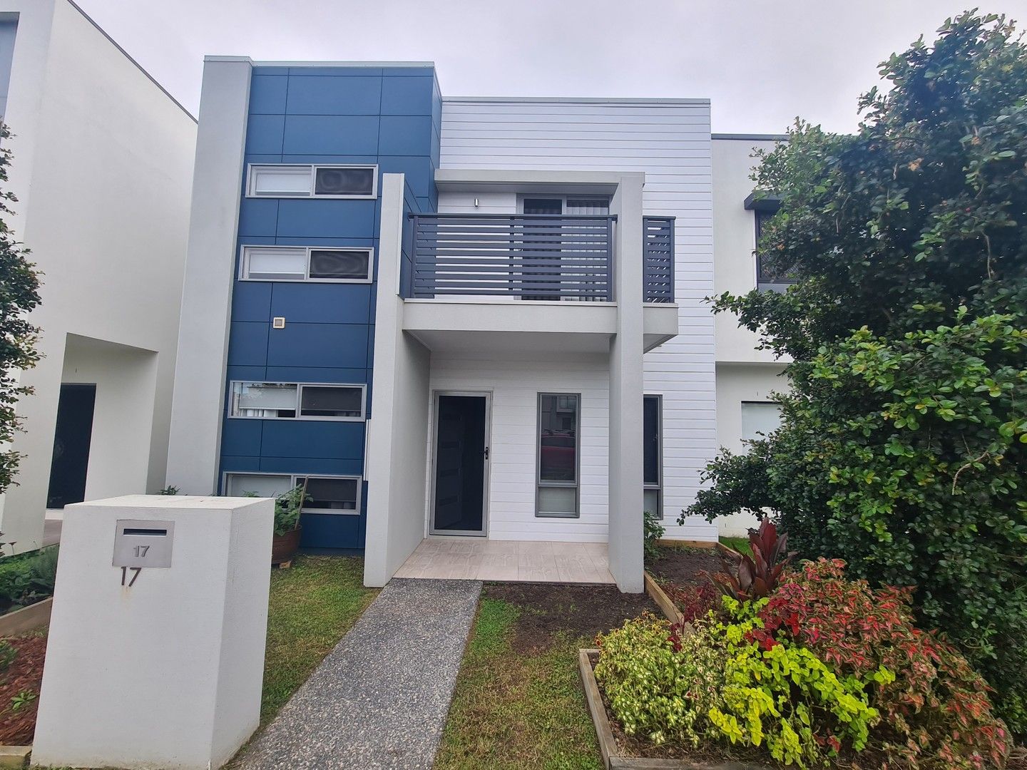 4 bedrooms Townhouse in 17 Napier Park Way MANGO HILL QLD, 4509