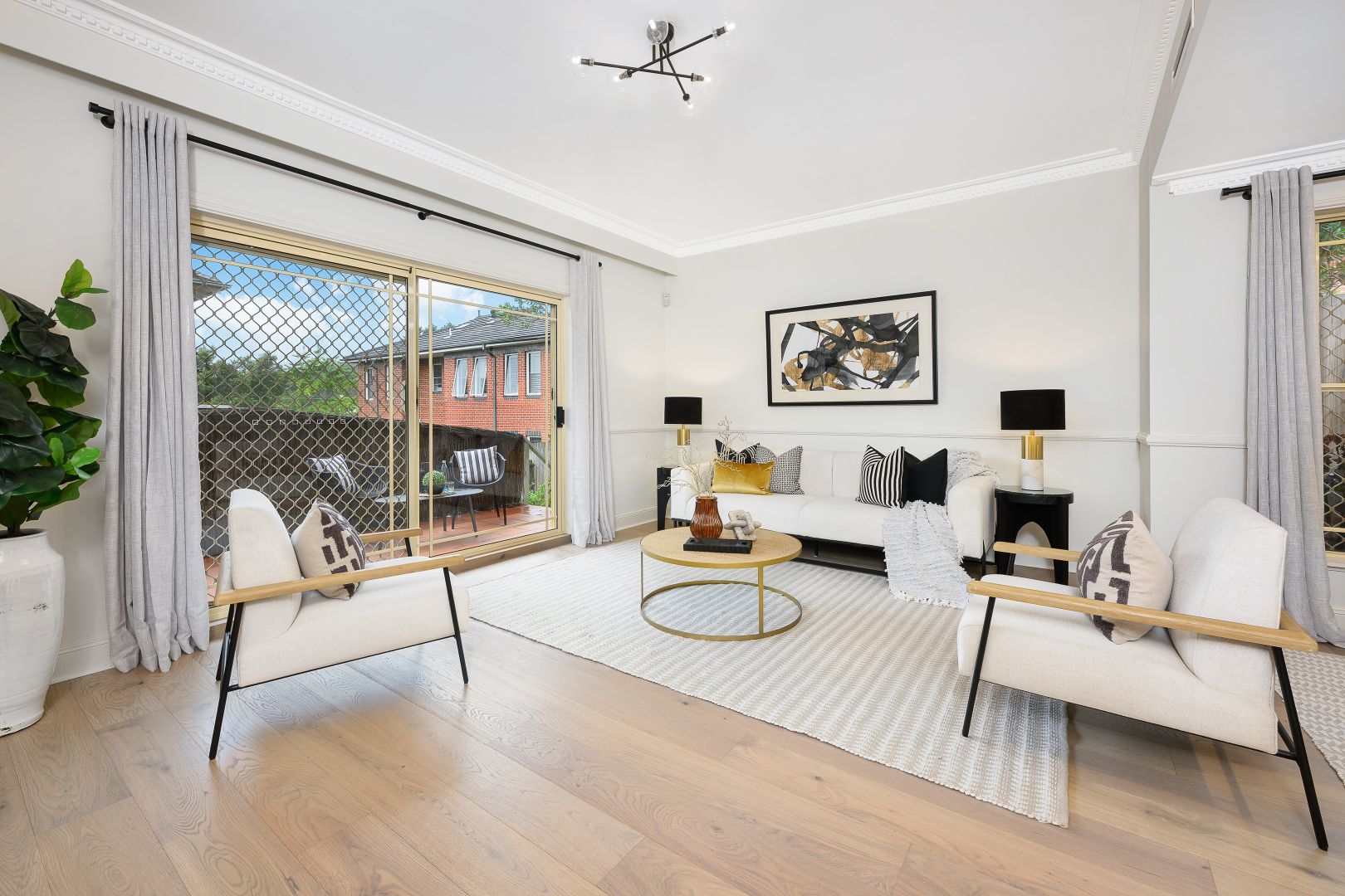 4/12-18 Russell Avenue, Lindfield NSW 2070, Image 2