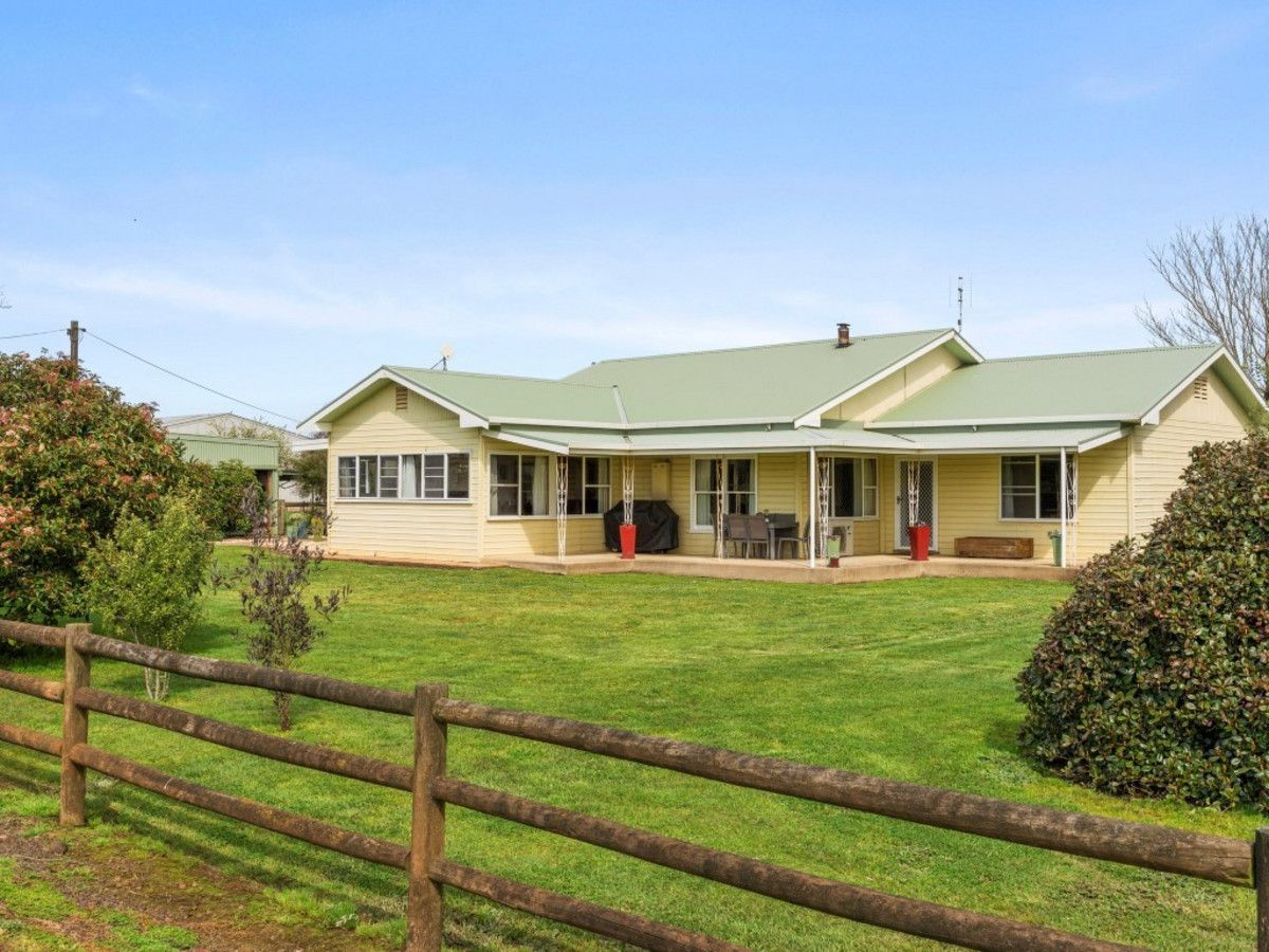 4 bedrooms House in 101 Jancourt Forest Road CARPENDEIT VIC, 3260