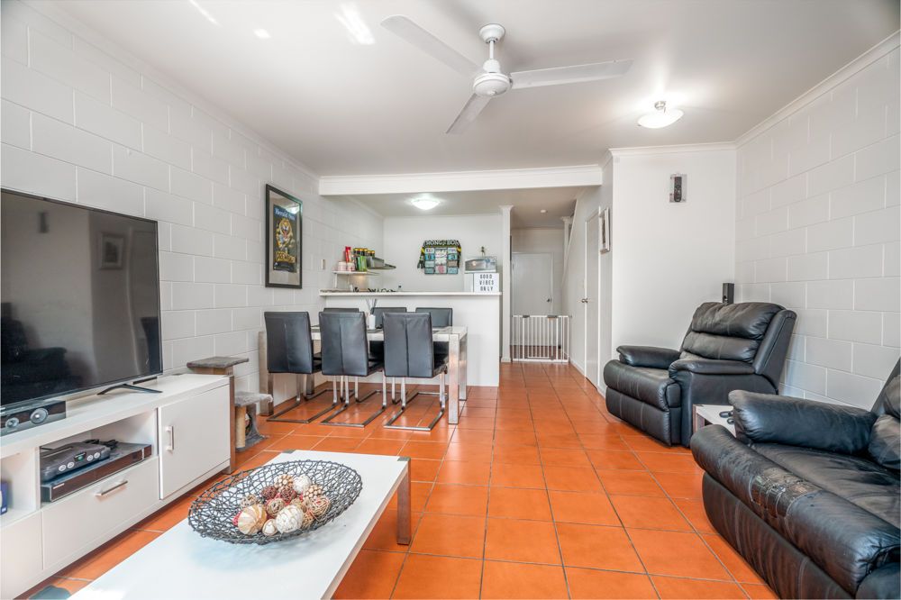 2/3-5 Tenni Street, Redlynch QLD 4870, Image 2