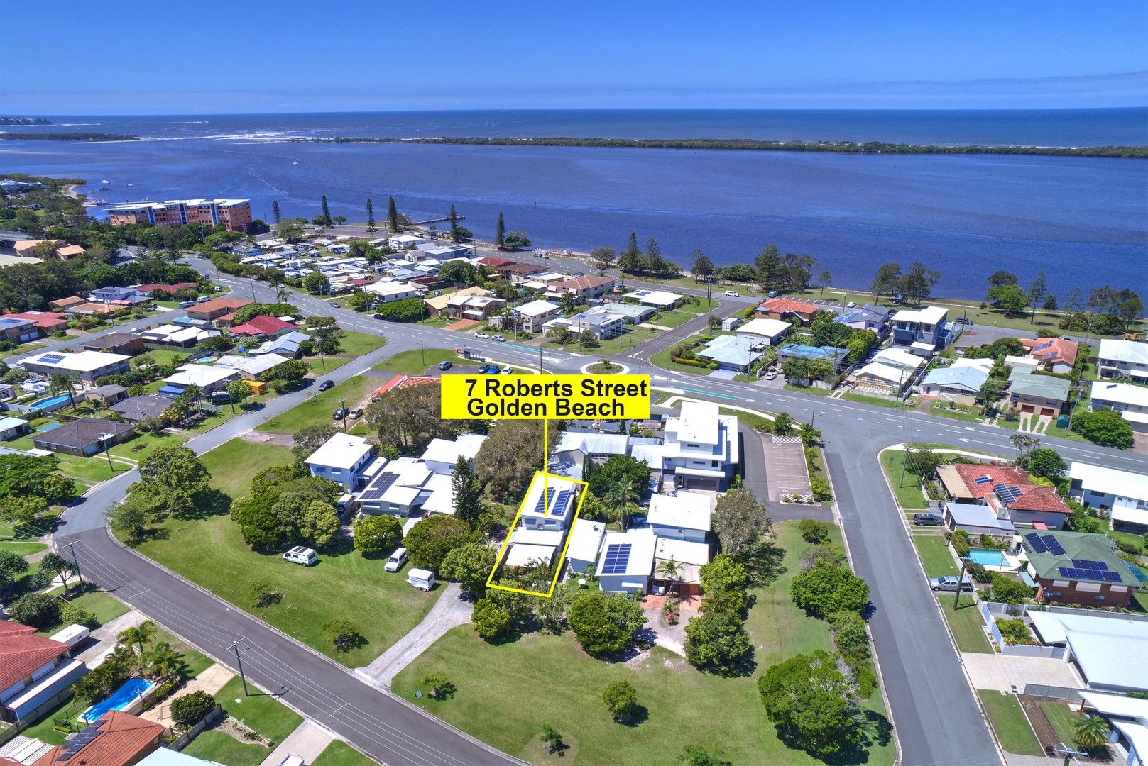 7 Roberts Street, Golden Beach QLD 4551, Image 0