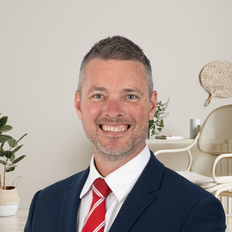 Damien McPherson, Sales representative