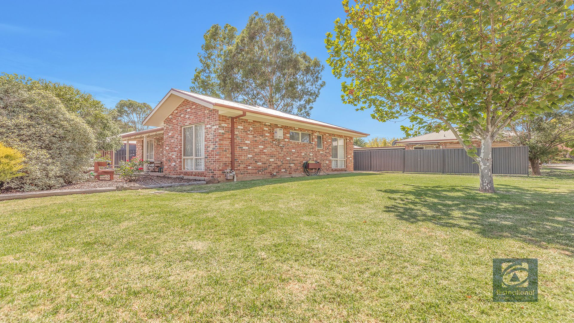 3 bedrooms Townhouse in 12/55 Perricoota Road MOAMA NSW, 2731