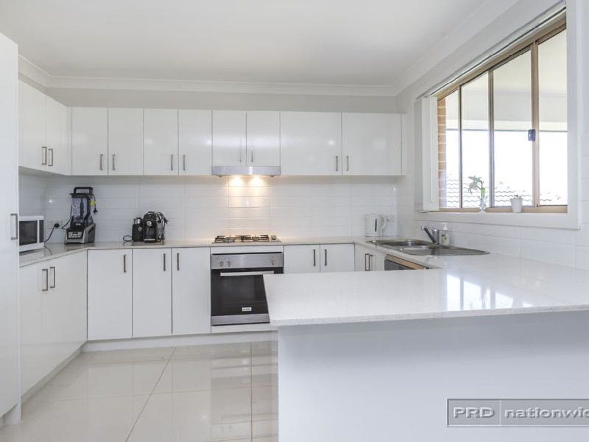 24 Ayes Avenue, Cameron Park NSW 2285, Image 0