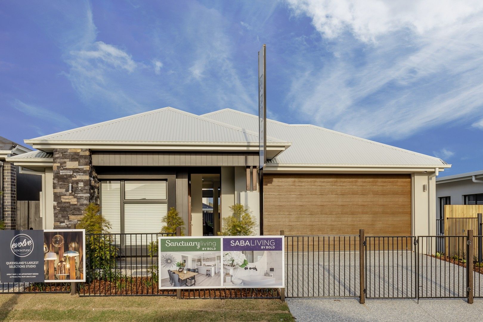 4 bedrooms House in 39 Brook Cres BURPENGARY EAST QLD, 4505