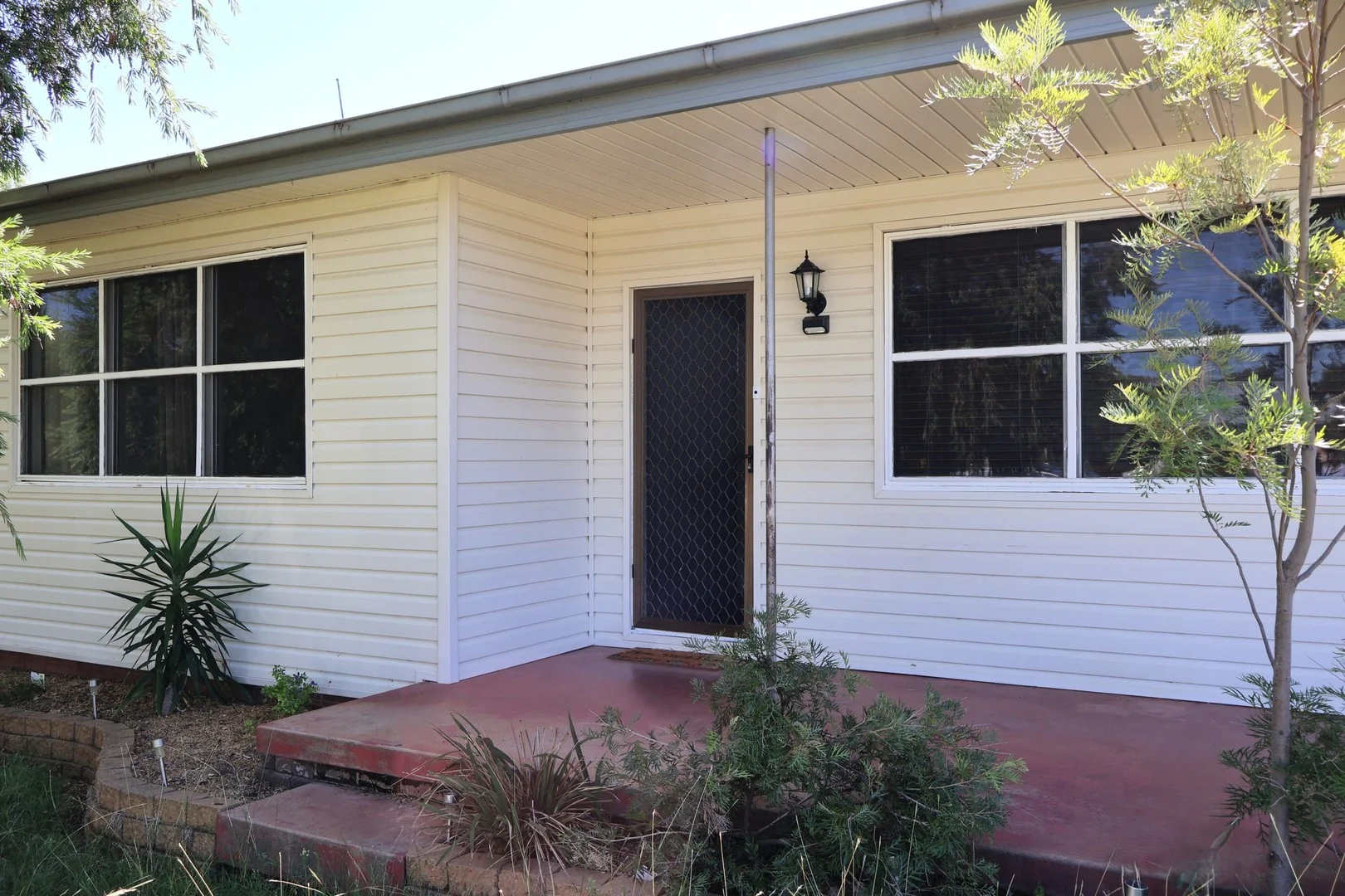 Primary image of 24 Jean Street, Wellington NSW 2820