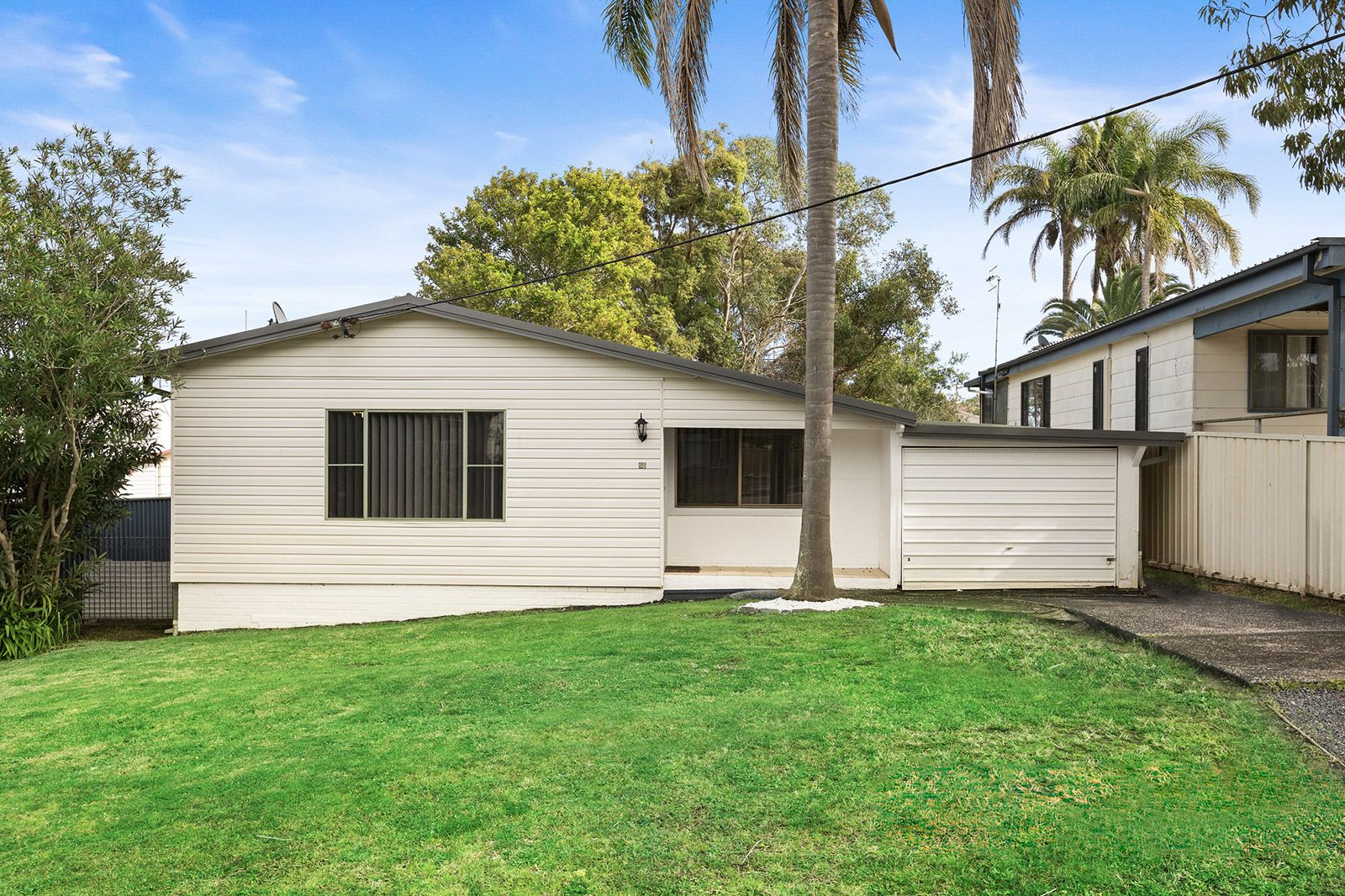 3 bedrooms House in 56 Katoomba Ave SAN REMO NSW, 2262