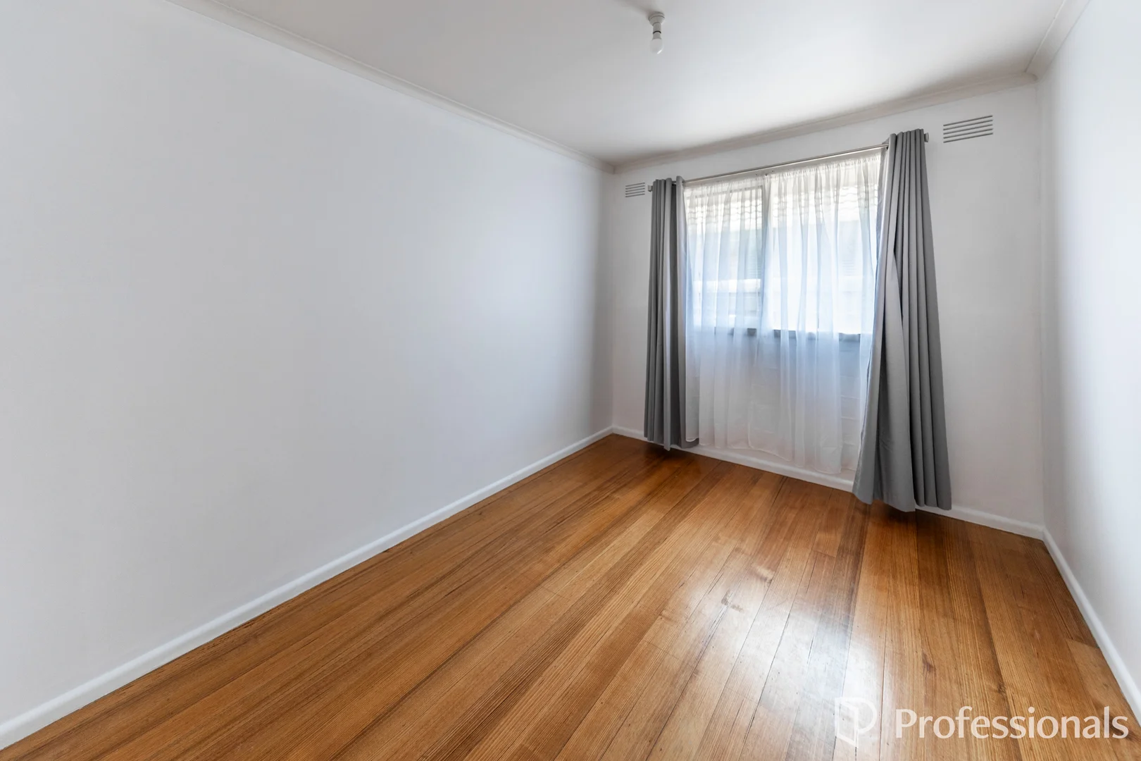 Additional image 5 of 4 Sirdar St, Melton VIC 3337