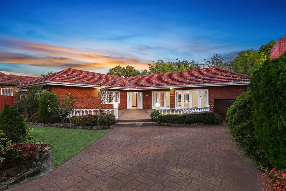 4 bedrooms House in 104 Barker Road STRATHFIELD NSW, 2135