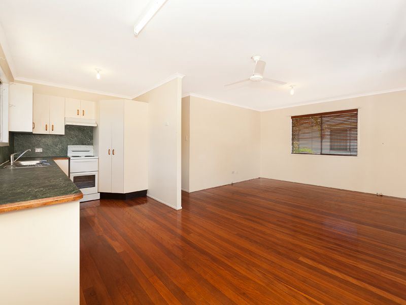 4 bedrooms House in 38 Roma Street SCARBOROUGH QLD, 4020