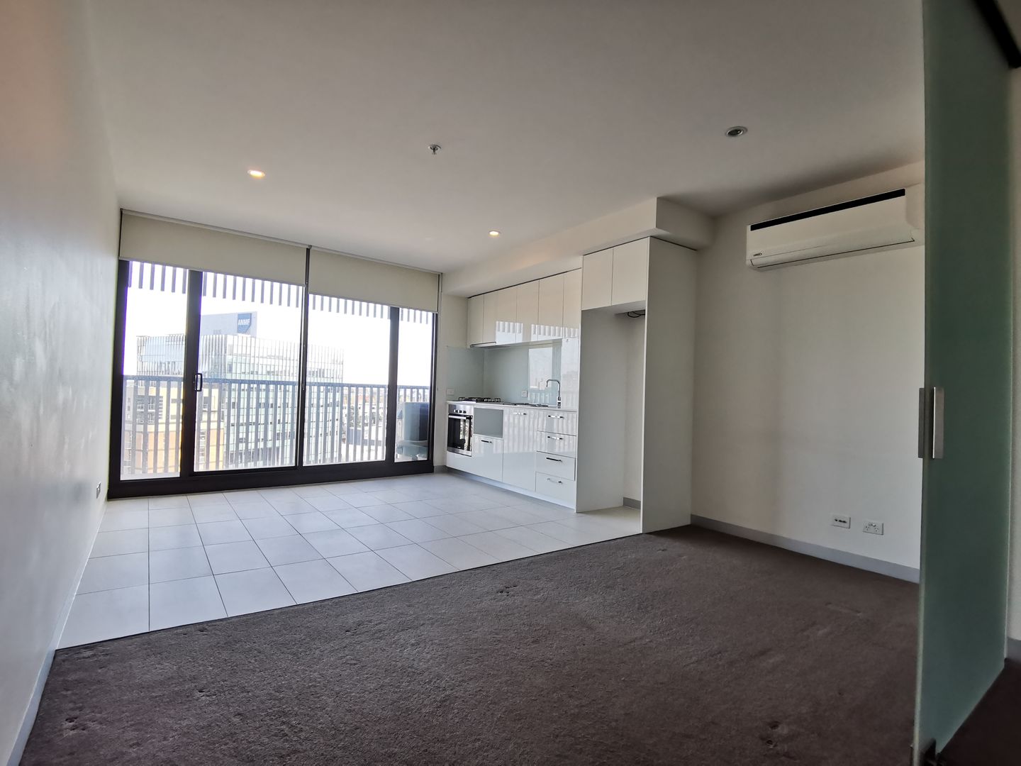 1 bedrooms Apartment / Unit / Flat in 1105/6 Leicester Street CARLTON VIC, 3053