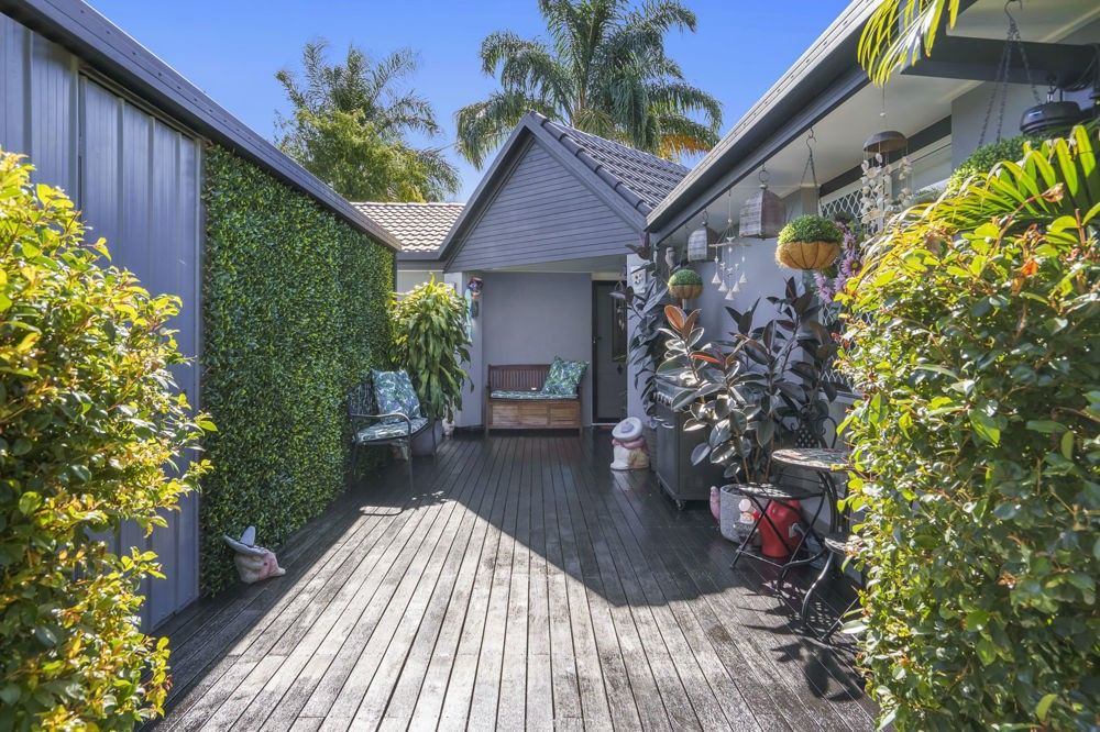 22 Wilton Crescent, Boronia Heights Property History & Address Research Domain