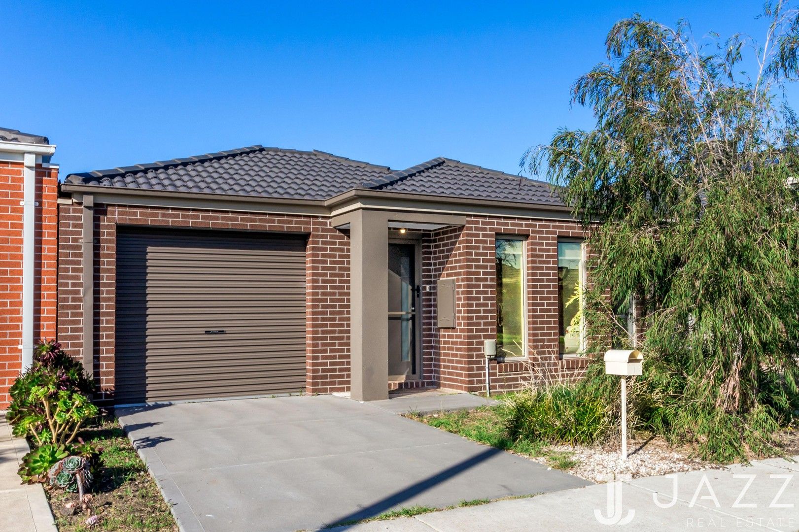 4 bedrooms House in 105 Sunnybank Drive POINT COOK VIC, 3030