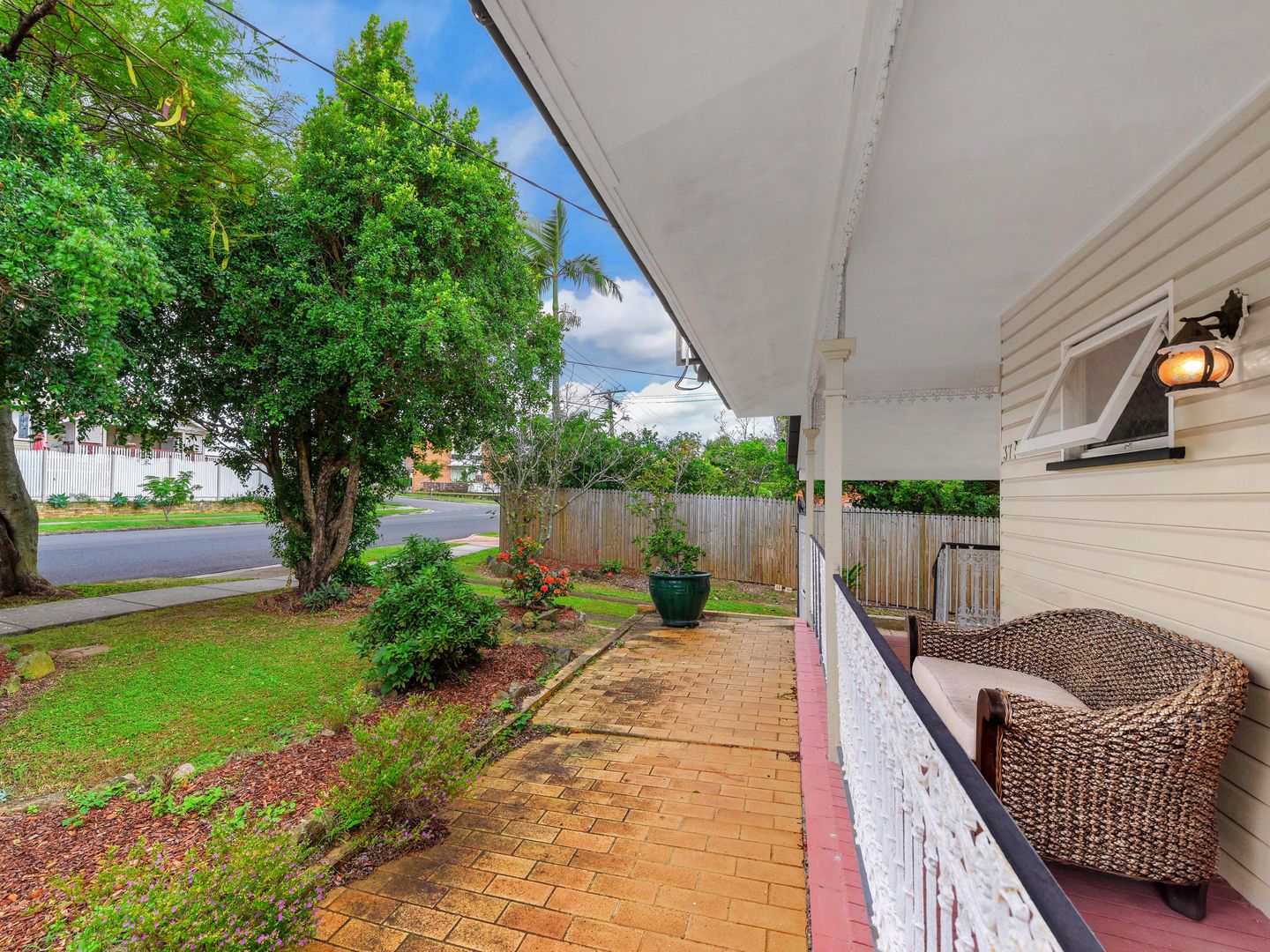 37 Manson Road, Hendra QLD 4011, Image 2