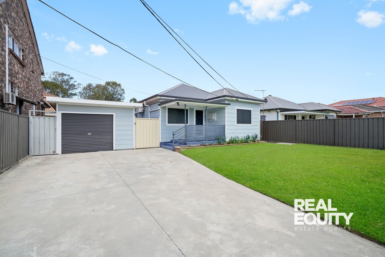 8 Bradshaw Avenue, Moorebank Property History & Address Research Domain