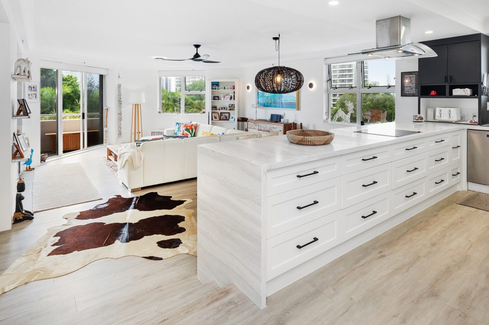3 bedrooms Apartment / Unit / Flat in 13/12 Commodore Drive SURFERS PARADISE QLD, 4217