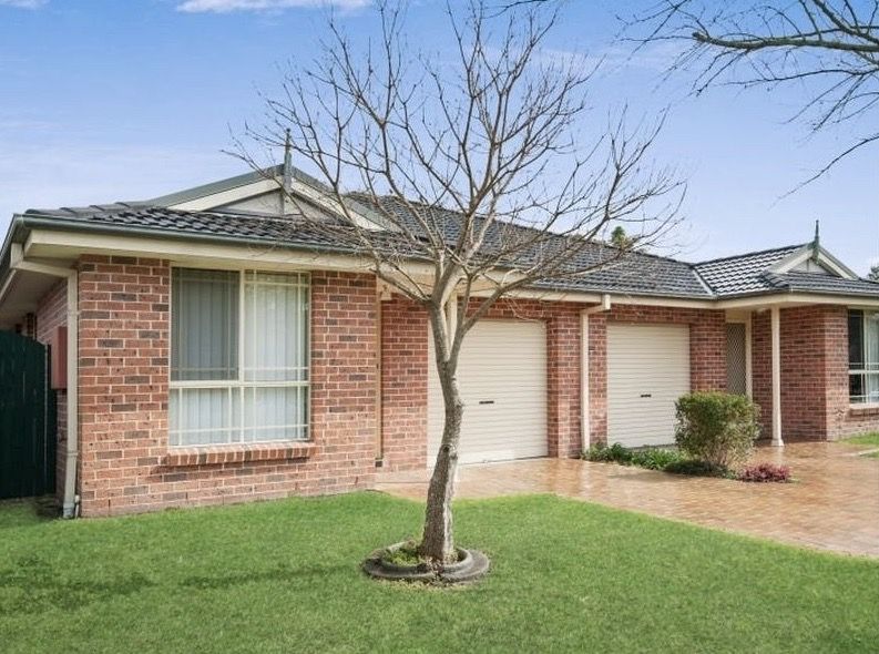 3 bedrooms Villa in 1/11 Woodview Avenue LISAROW NSW, 2250