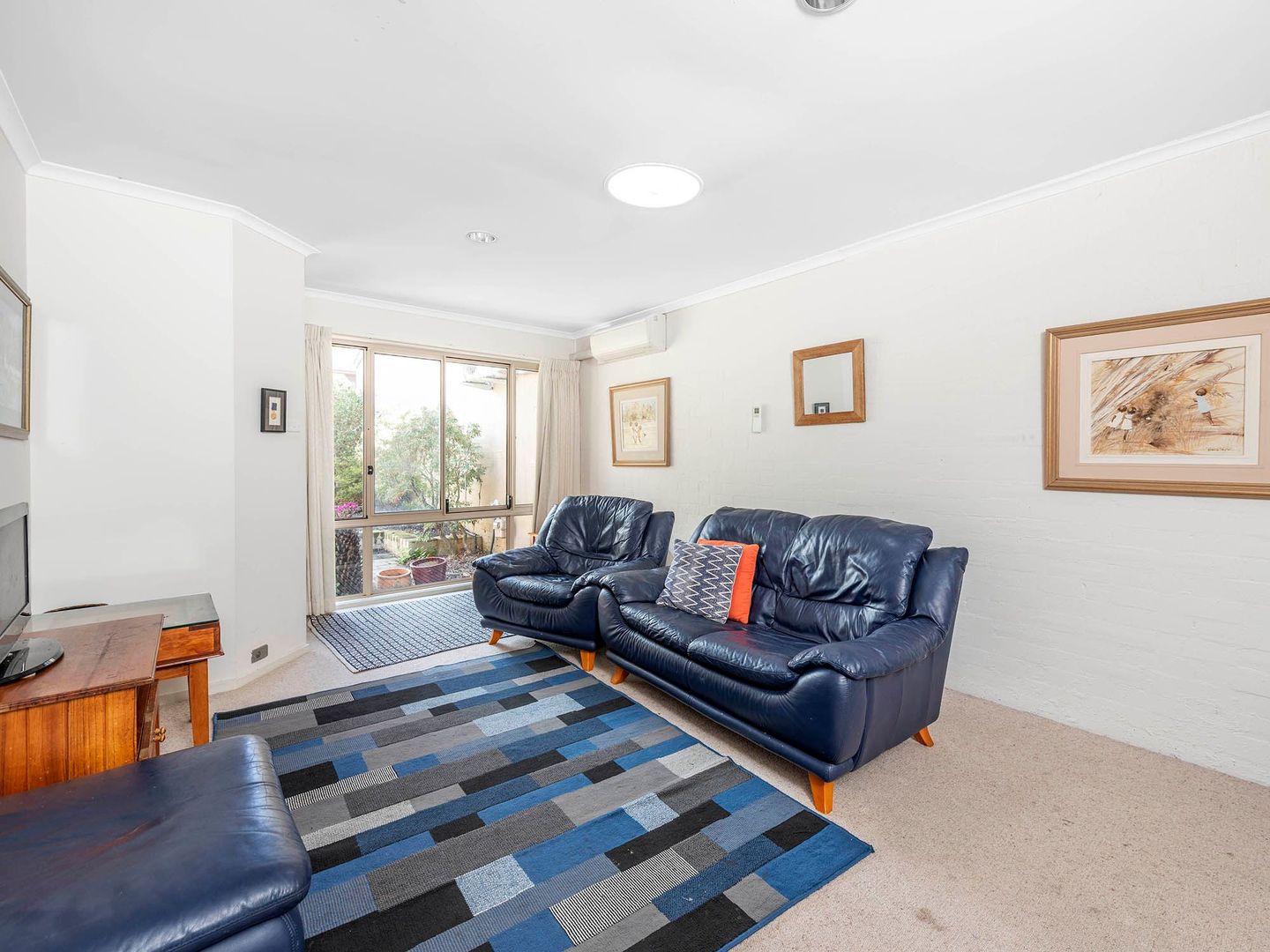 13 Connelly Place, Belconnen ACT 2617, Image 2