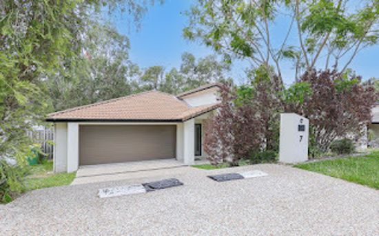 4 bedrooms House in 7 Bellagio Crescent COOMERA QLD, 4209