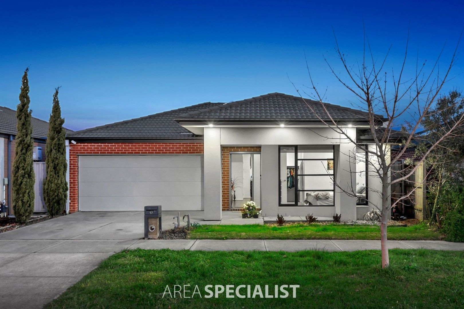 17 Alphey Road, Clyde North VIC 3978, Image 0
