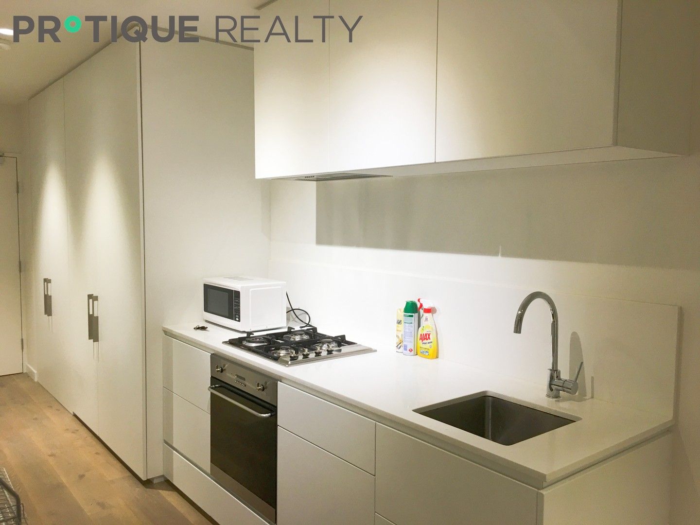 2 bedrooms Apartment / Unit / Flat in 1314/65 Dudley Street WEST MELBOURNE VIC, 3003