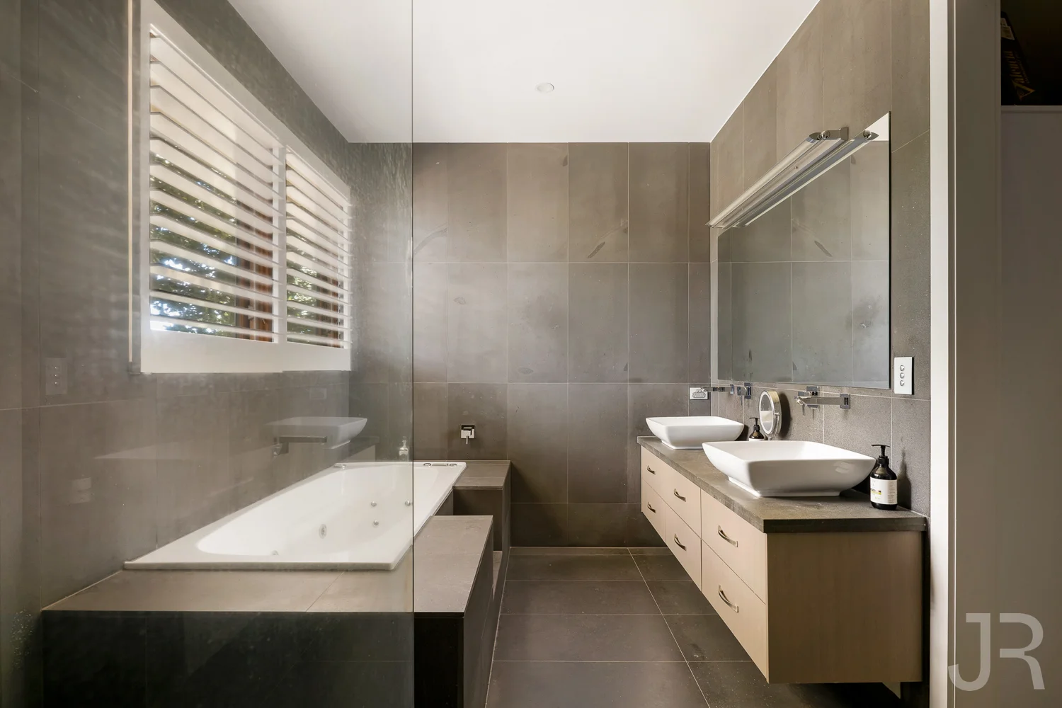 Additional image 3 of 52 Harkaway Rd, Berwick VIC 3806