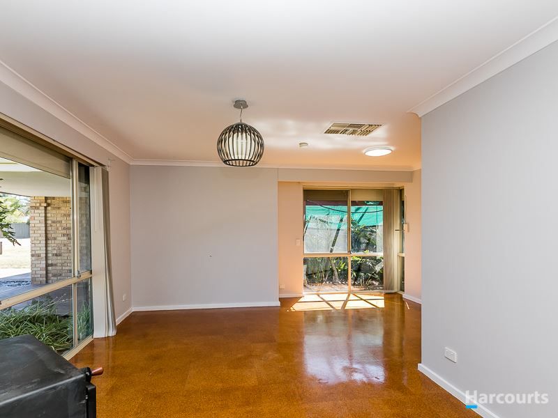 1B Spring Close, Greenwood WA 6024, Image 2