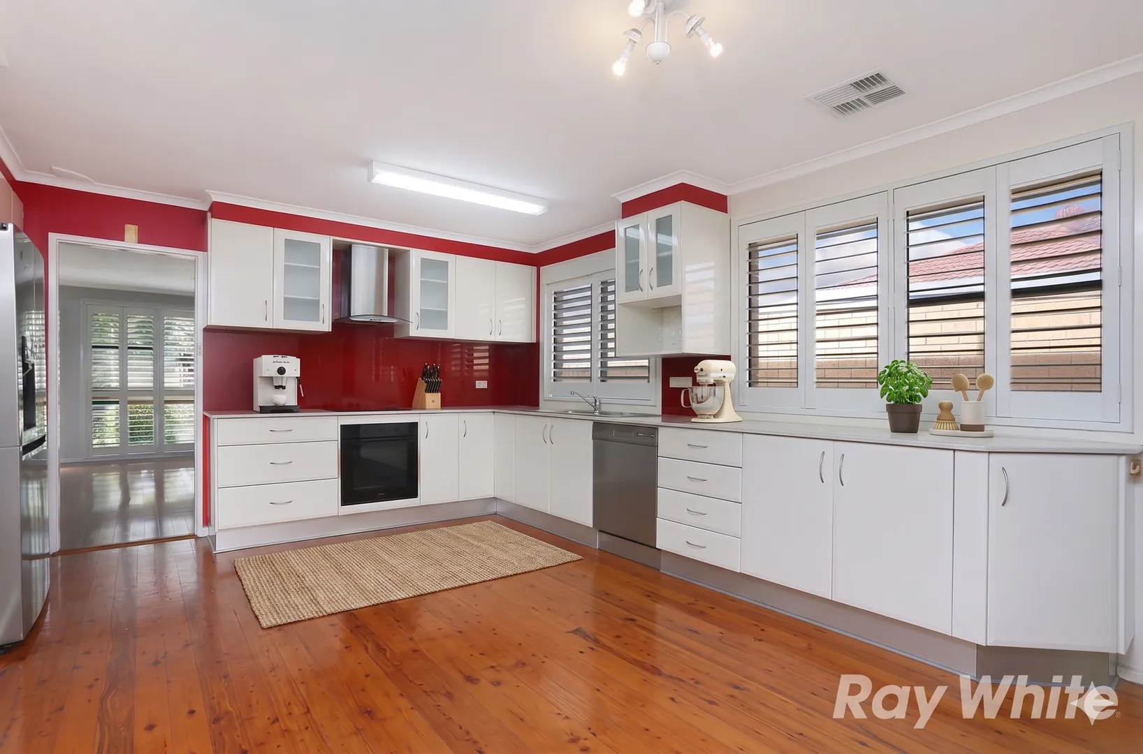 House in Sydney, St Clair - View 2
