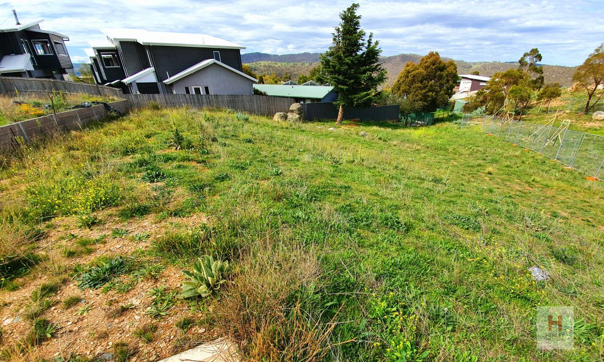 Property Report For 11 Jagungal Close Jindabyne Nsw 2627