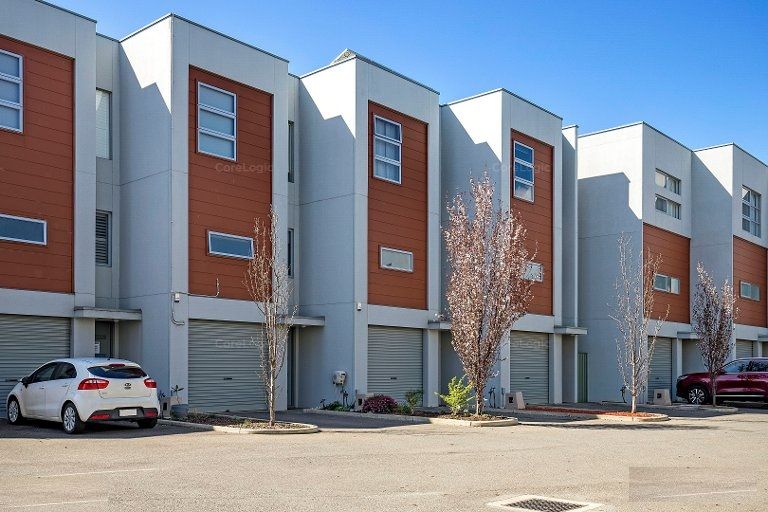 3 bedrooms Townhouse in 2/5-7 Coventry Street MAWSON LAKES SA, 5095