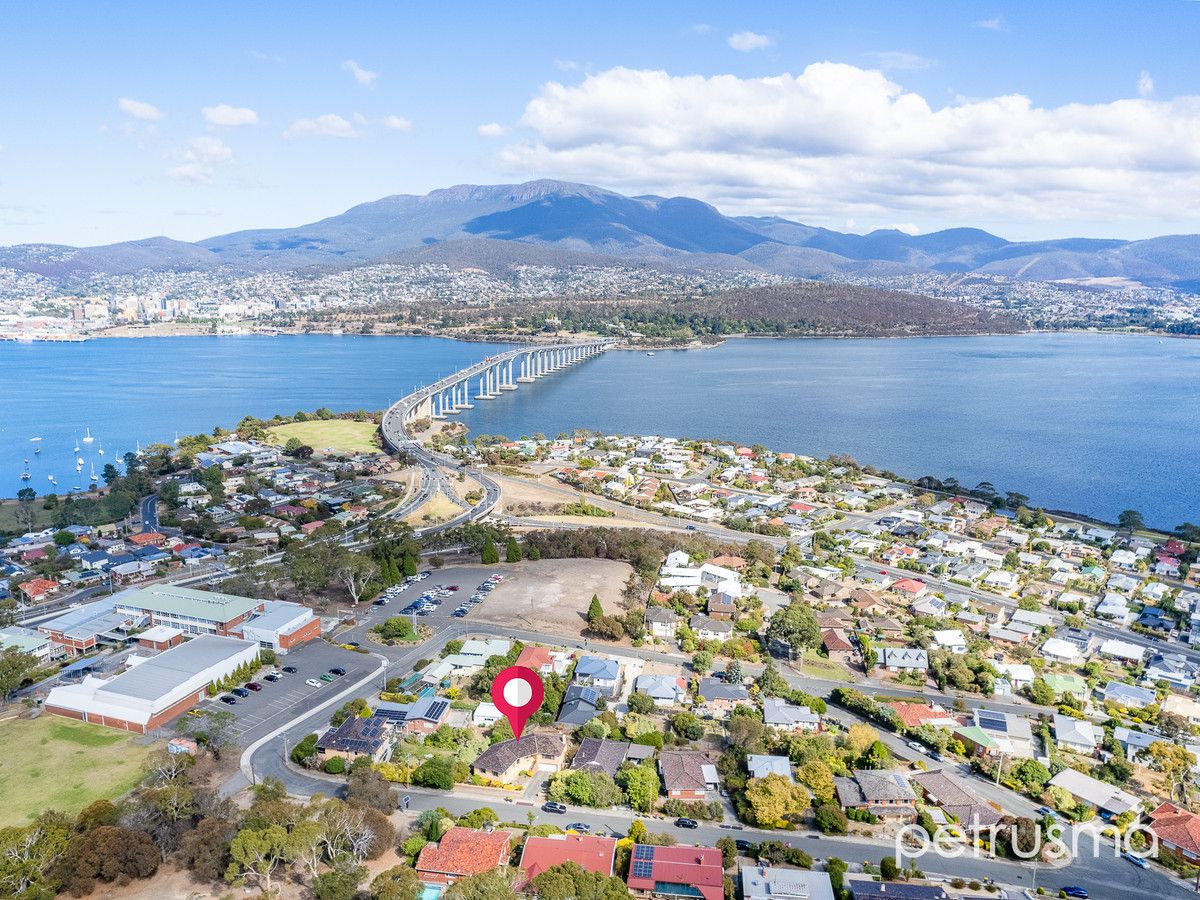 2 Cornwall Street, Rose Bay TAS 7015, Image 0