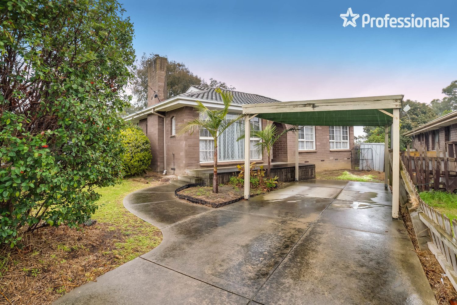 94 Fonteyn Drive, Wantirna South VIC 3152 House For Rent Domain