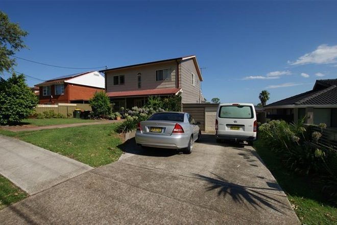 Picture of 111 Flinders Road, GEORGES HALL NSW 2198