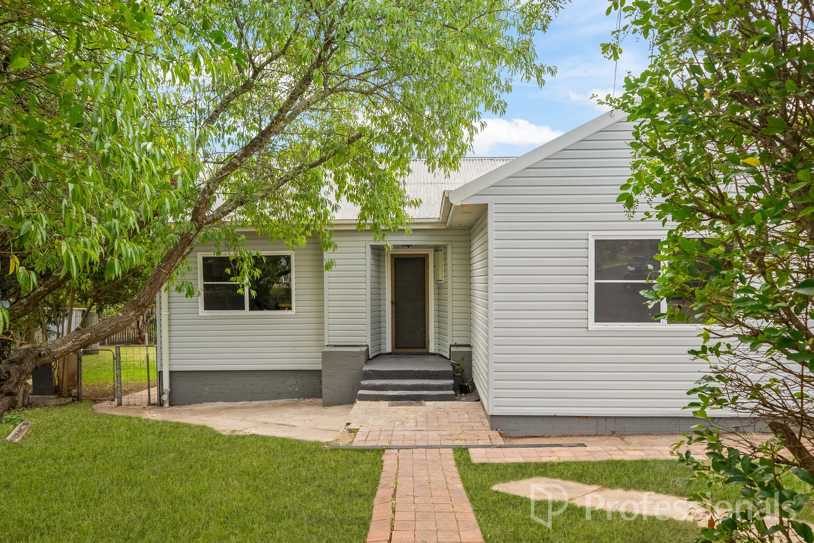 Additional image 21 of 8 Hansard Place, West Bathurst NSW 2795