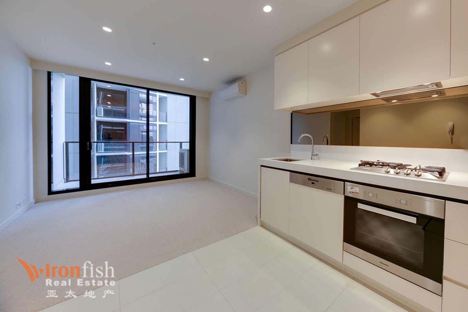 2 bedrooms Apartment / Unit / Flat in 1312/4-10 Daly Street SOUTH YARRA VIC, 3141
