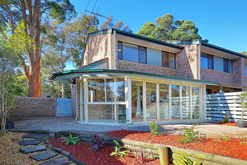 2 bedrooms Townhouse in 8/178 Waterloo Road MARSFIELD NSW, 2122