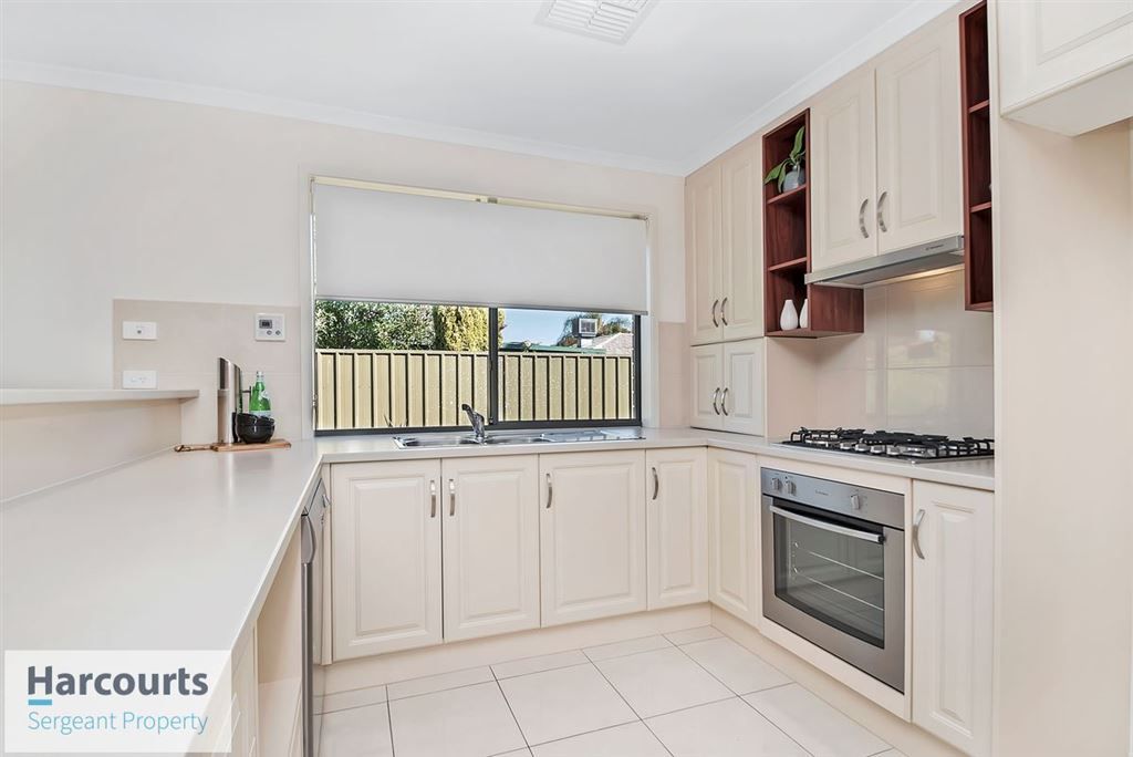 34 Boyara Crescent, Paralowie SA 5108, Image 2