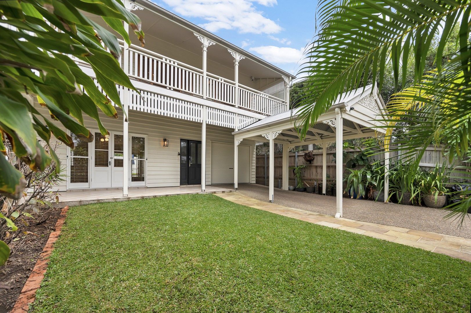 3 bedrooms House in 14 Govett Avenue HAWTHORNE QLD, 4171
