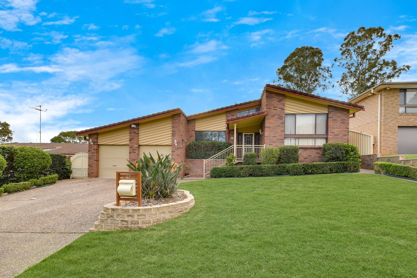 29 Waterfall Crescent, Cranebrook Property History & Address Research Domain