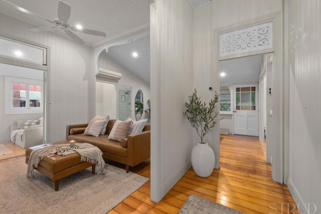 17 Sloman Street, BOOVAL QLD 4304 - Image 4