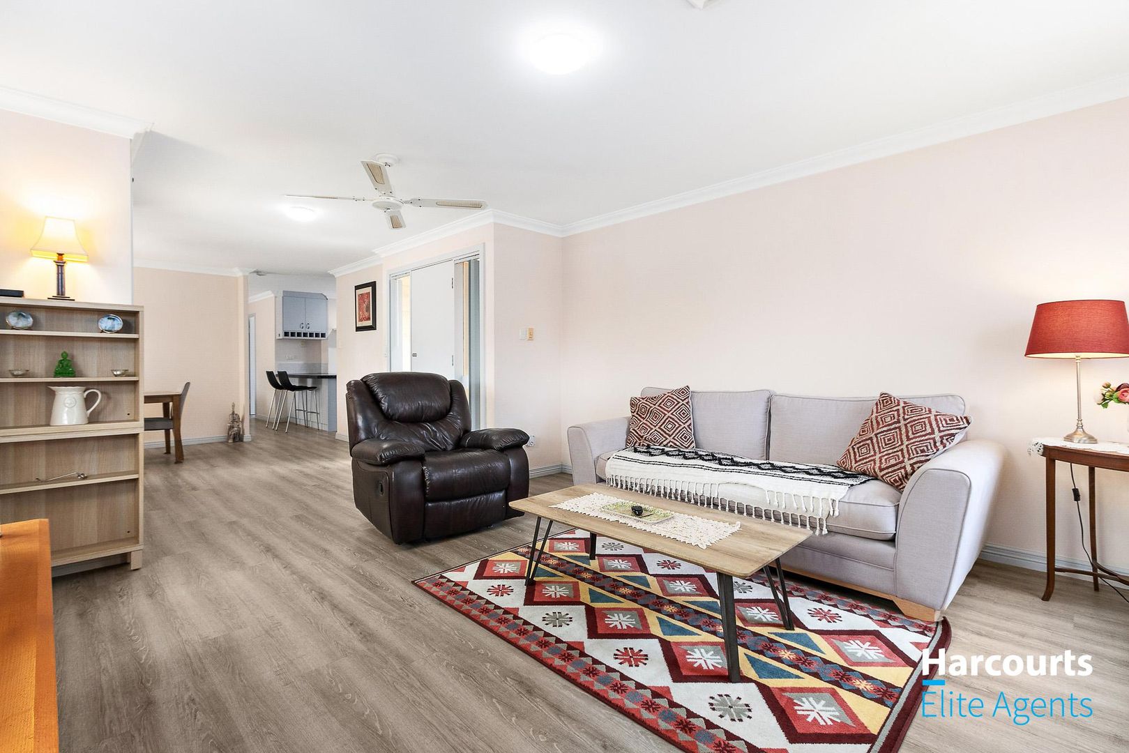 1/28 Ray Street, Rockingham WA 6168, Image 2